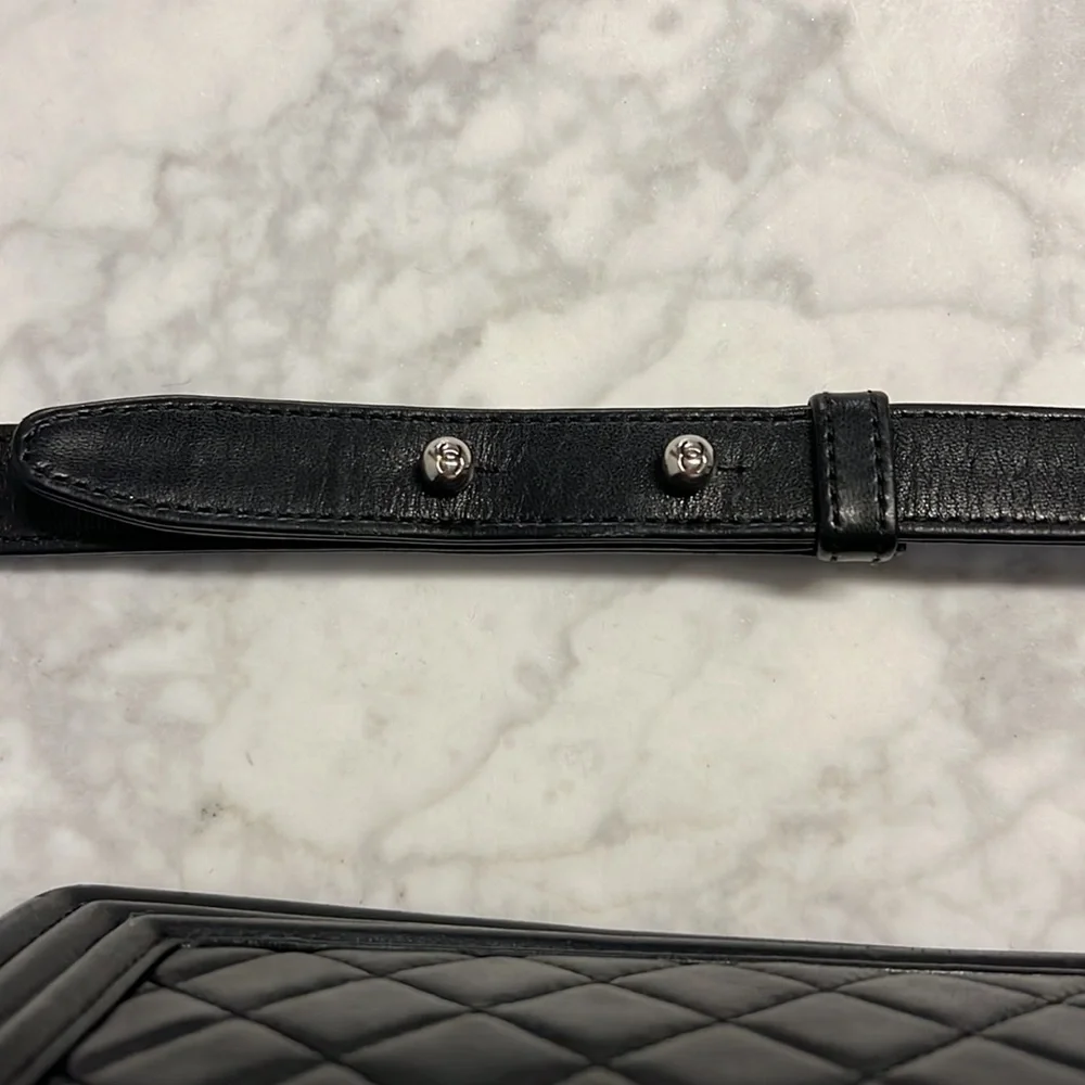 CHANEL Calfskin Quilted Medium Boy Flap Bag Black